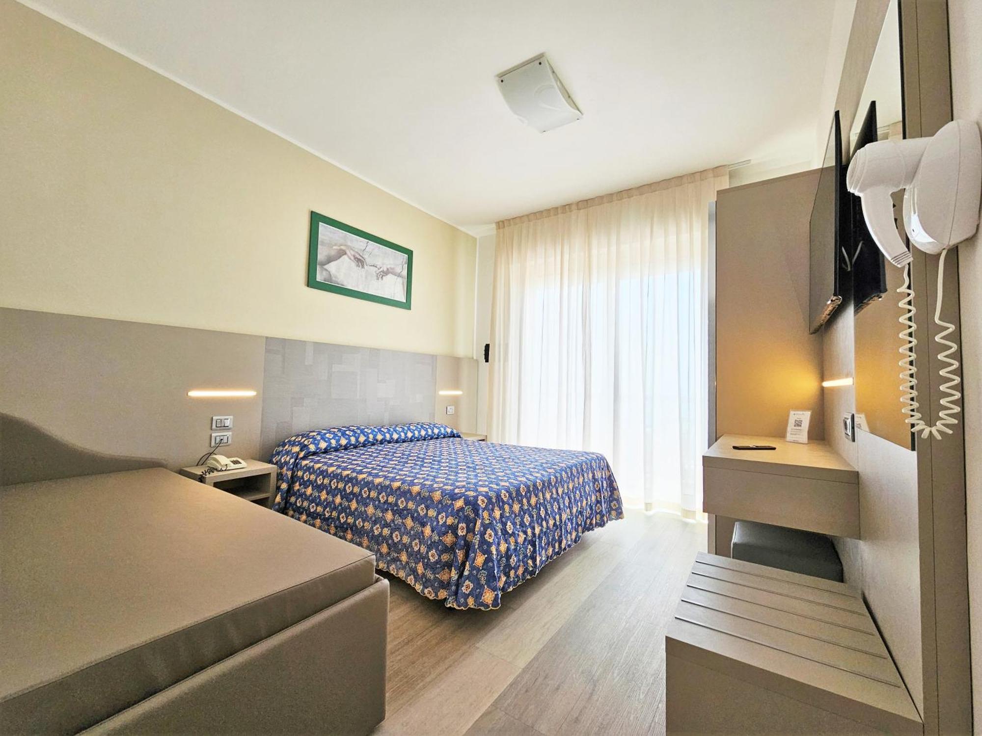 Ornella 3*